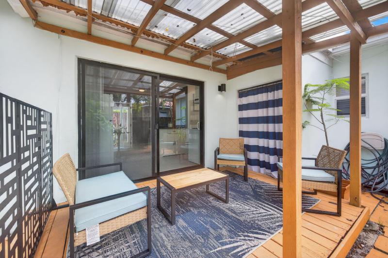 Duplex, Triplex and Fourplex Images