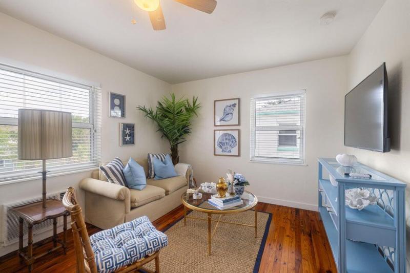 Duplex, Triplex and Fourplex Images