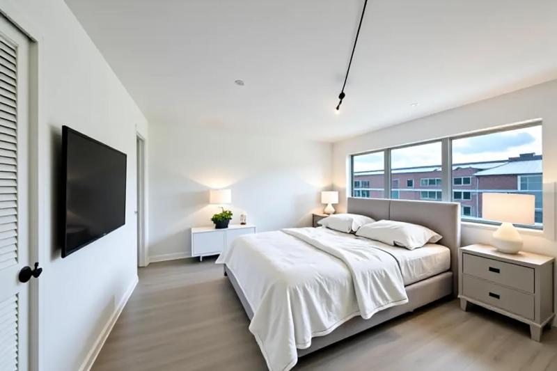  Condo & Townhome Photos