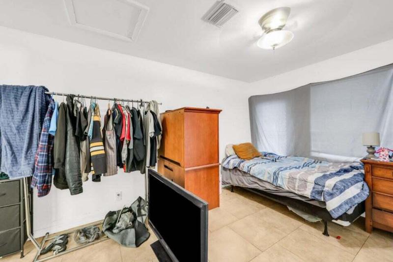 Duplex, Triplex and Fourplex Images