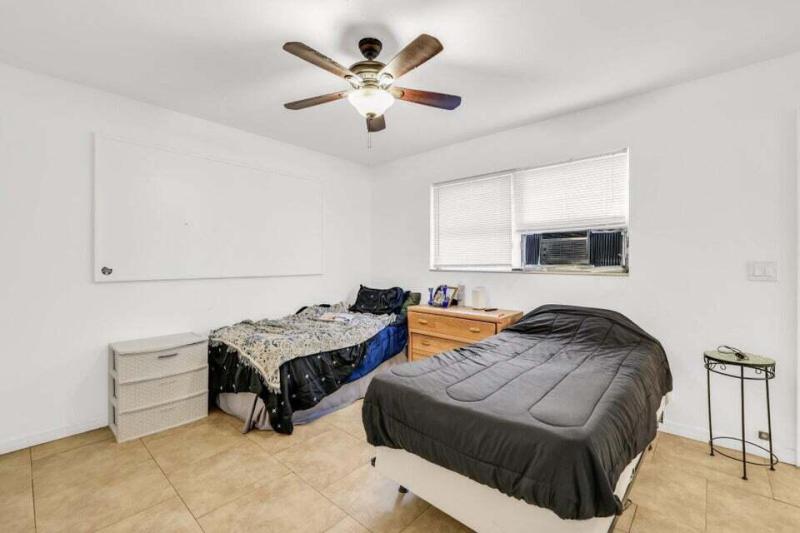 Duplex, Triplex and Fourplex Images