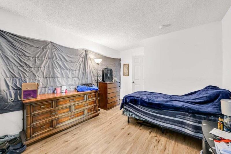 Duplex, Triplex and Fourplex Images