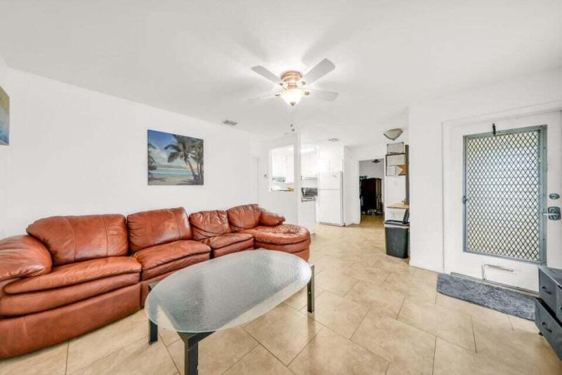 Duplex, Triplex and Fourplex Images