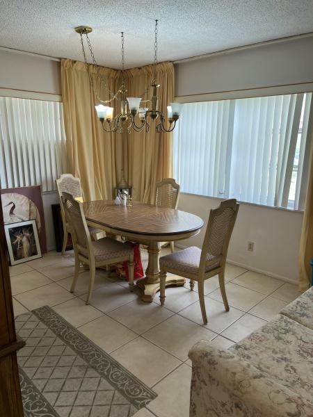  Condo & Townhome Photos