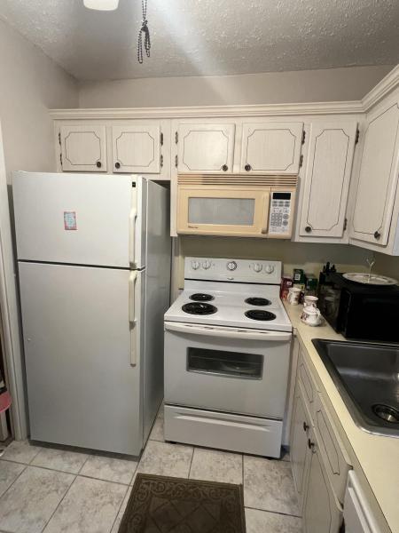  Condo & Townhome Photos
