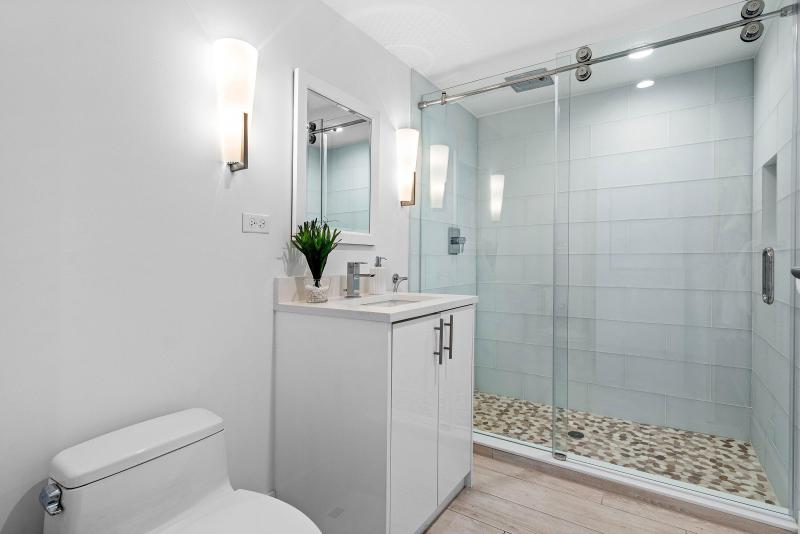  Condo & Townhome Photos