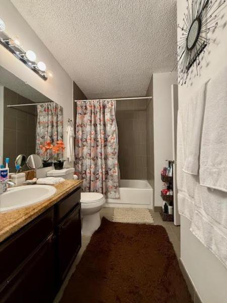  Condo & Townhome Photos