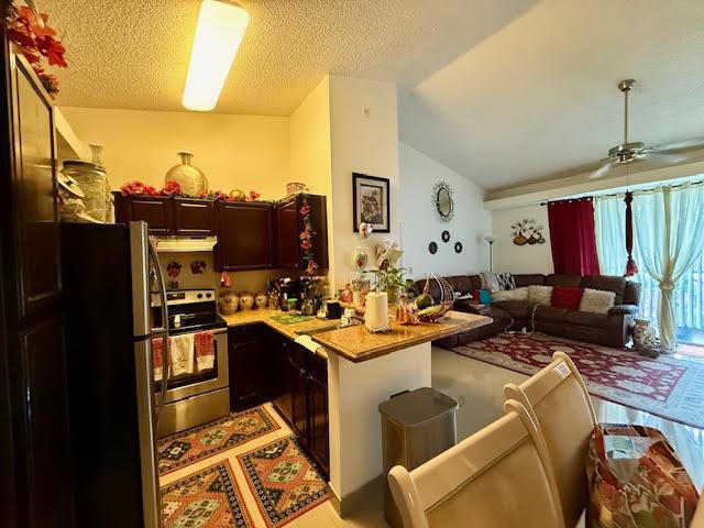  Condo & Townhome Photos