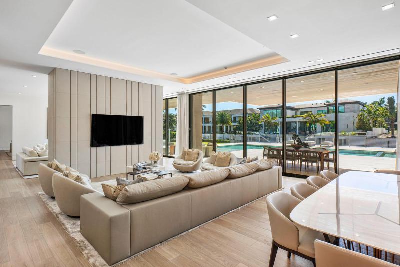  Single Family Homes Photo 18:  Boca Raton,  FL 33432