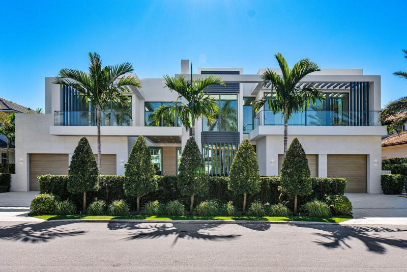  Single Family Homes Photo 2:  Boca Raton,  FL 33432