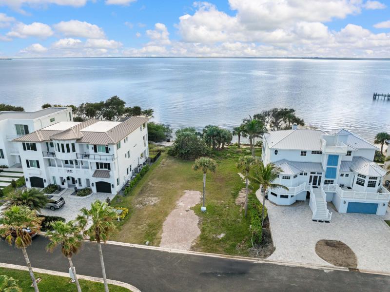 Duplex, Triplex and Fourplex Images