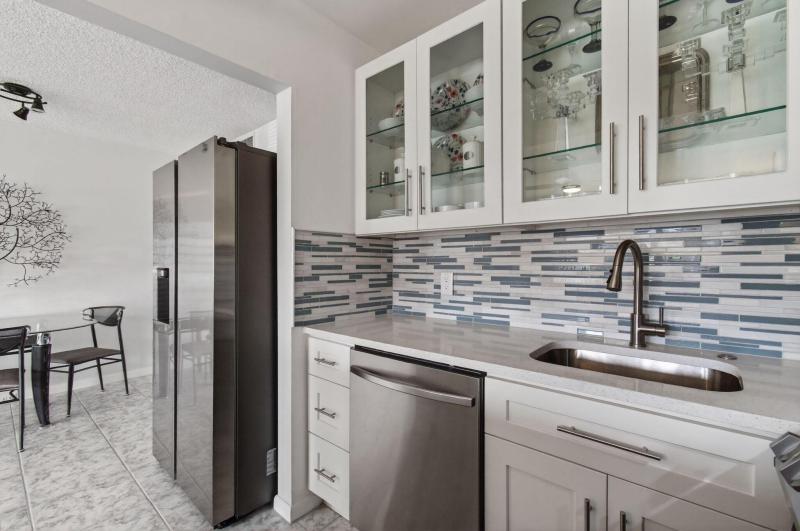  Condo & Townhome Photos