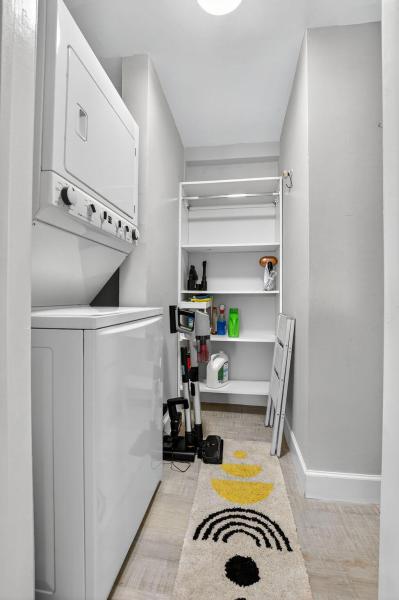  Condo & Townhome Photos