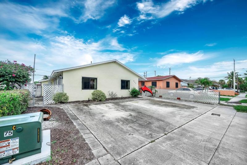 Duplex, Triplex and Fourplex Images