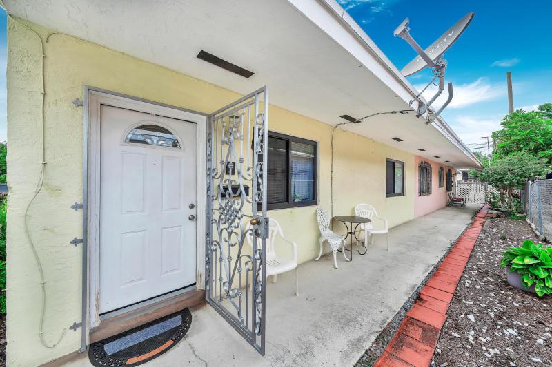 Duplex, Triplex and Fourplex Images