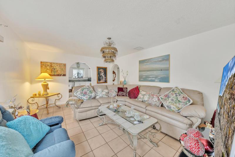 Duplex, Triplex and Fourplex Images