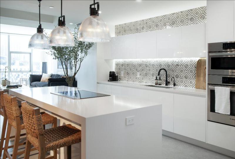  Condo & Townhome Photos