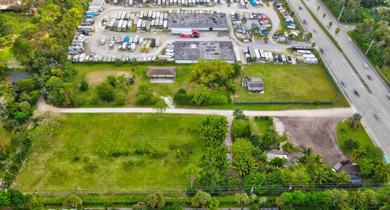  Commercial & Industrial Land Images 