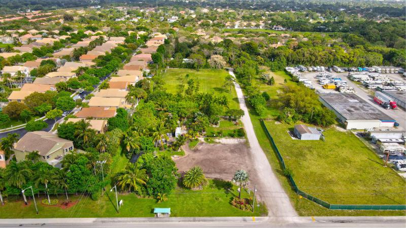  Commercial & Industrial Land Images 