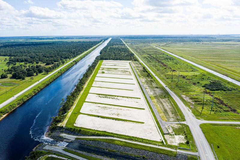  Commercial & Industrial Land Images 