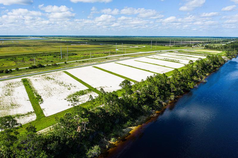  Commercial & Industrial Land Images 