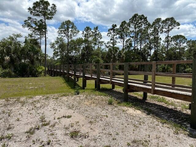  Commercial & Industrial Land Images 