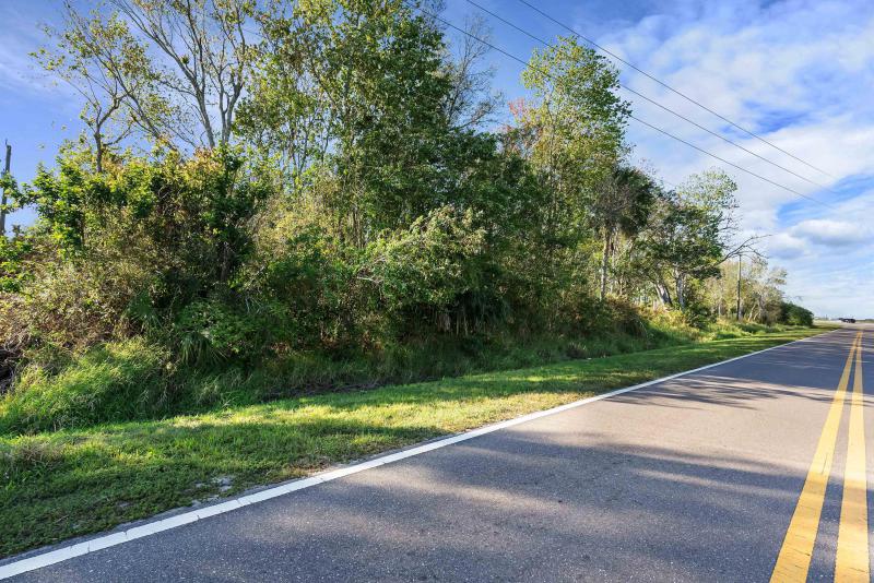  Commercial & Industrial Land Images 