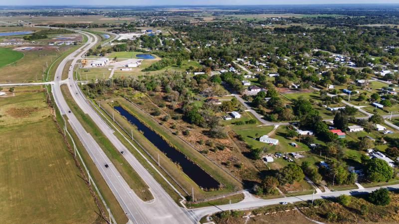  Commercial & Industrial Land Images 