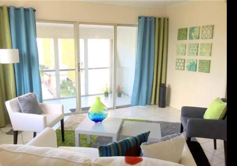  Condo & Townhome Photos