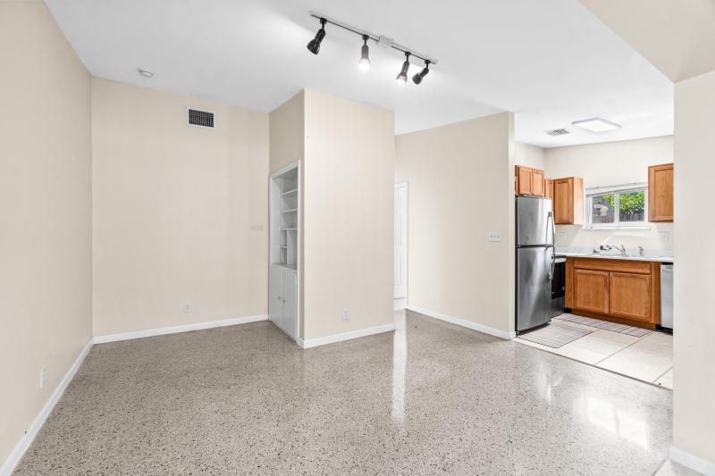 Duplex, Triplex and Fourplex Images