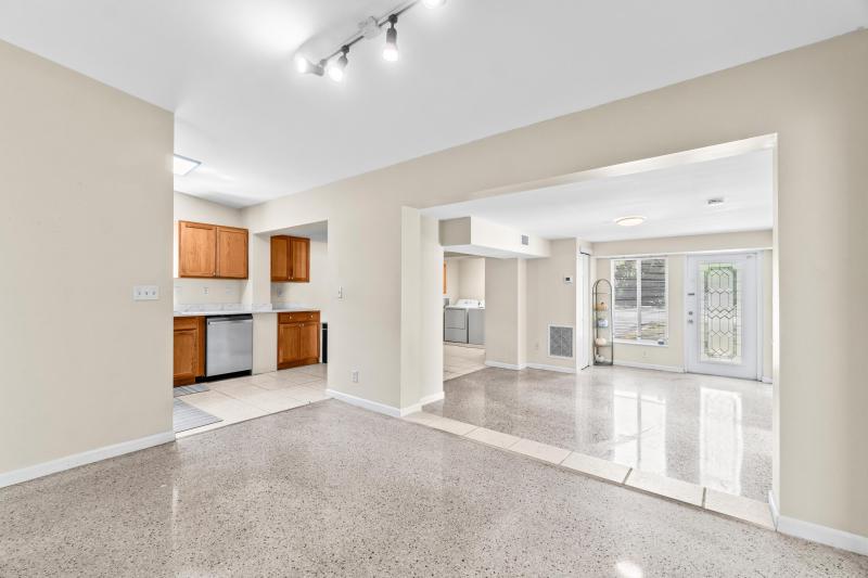 Duplex, Triplex and Fourplex Images