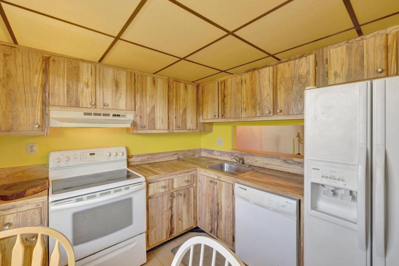  Condo & Townhome Photos