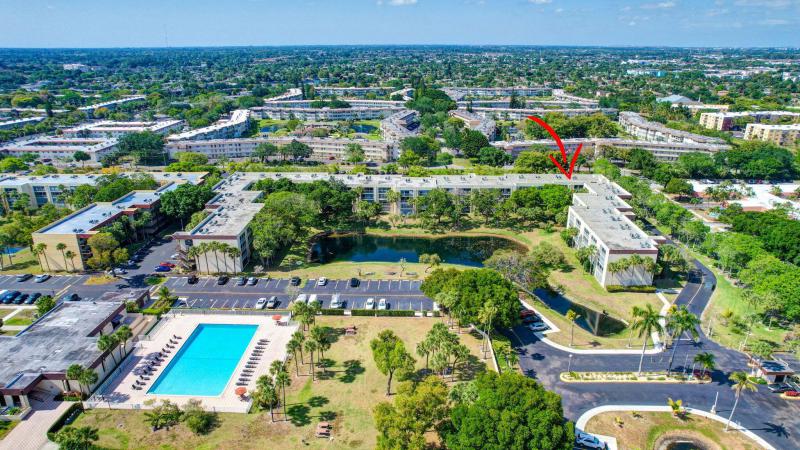  Condo & Townhome Photos