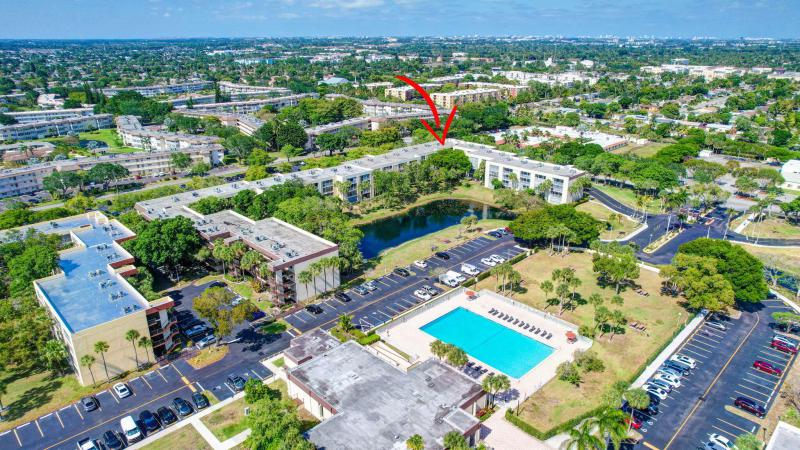  Condo & Townhome Photos