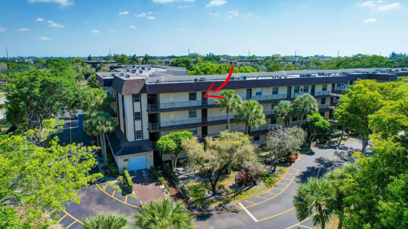  Condo & Townhome Photos