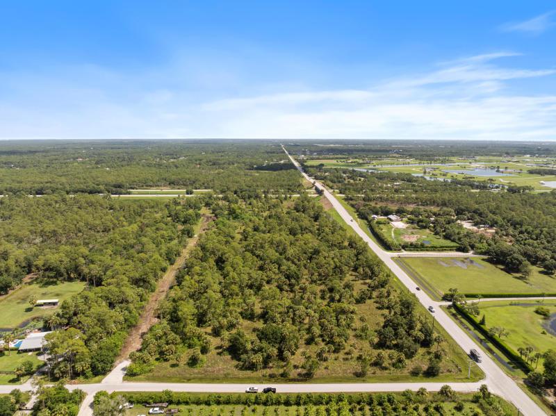  Commercial & Industrial Land Images 