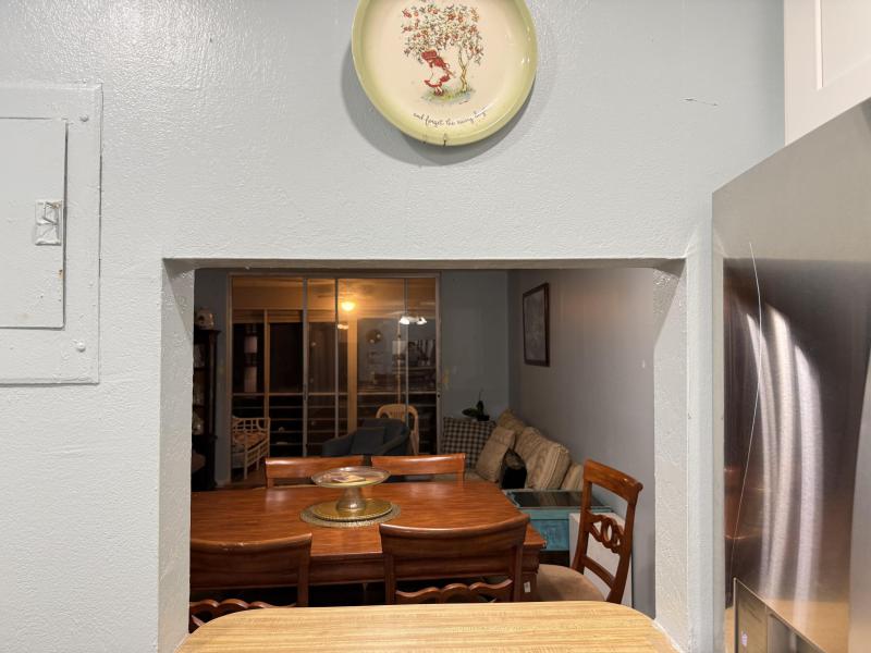  Condo & Townhome Photos