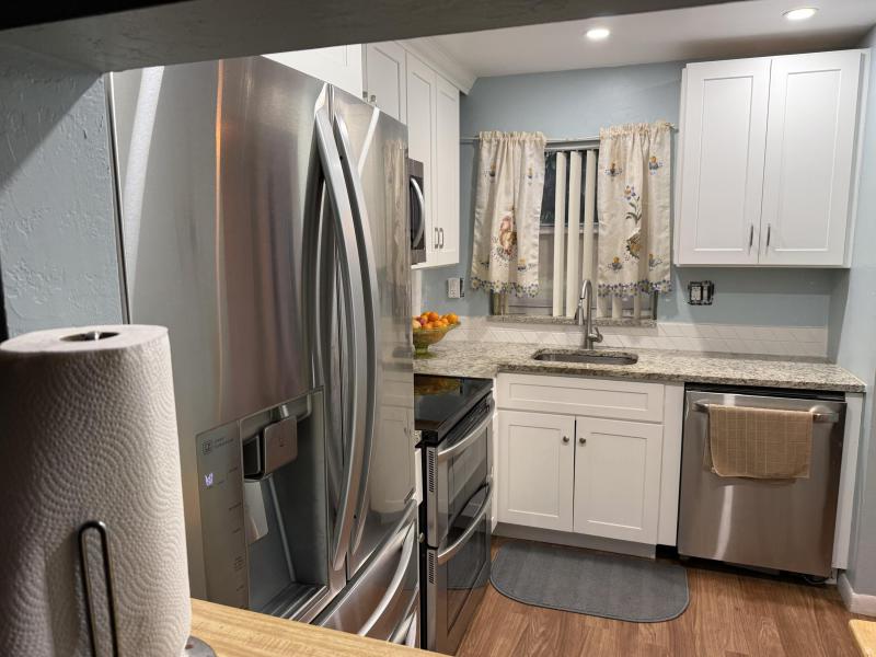  Condo & Townhome Photos