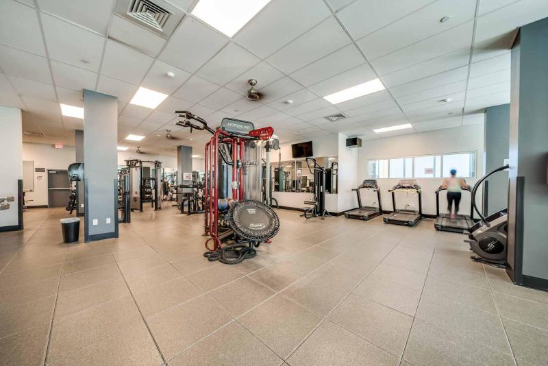  Condo & Townhome Photos