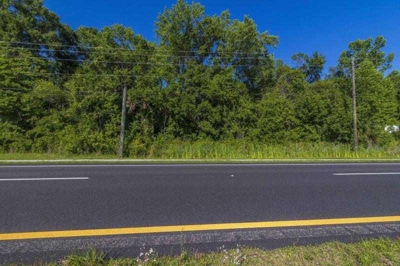  Commercial & Industrial Land Images 