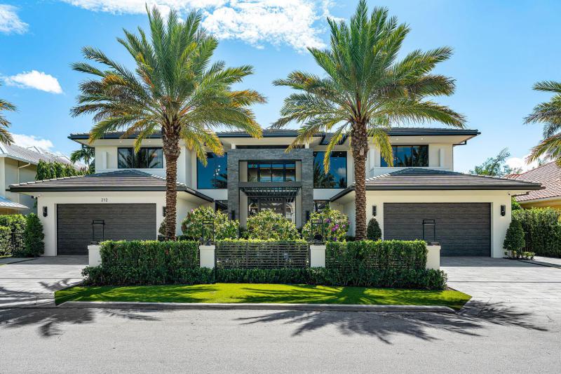  Single Family Homes Photo 3:  Boca Raton,  FL 33432