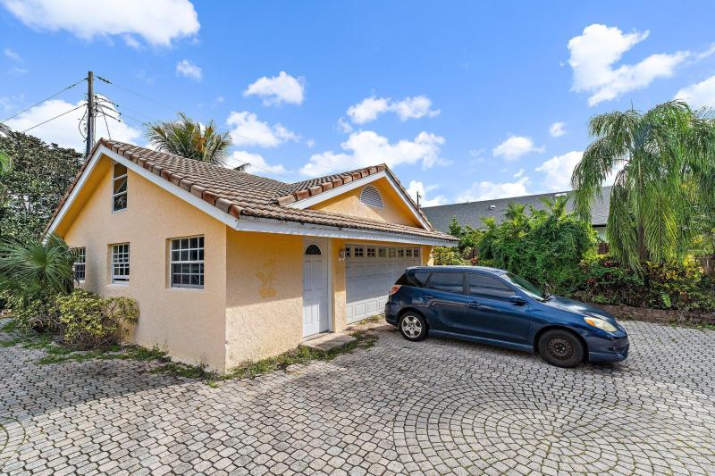 Duplex, Triplex and Fourplex Images