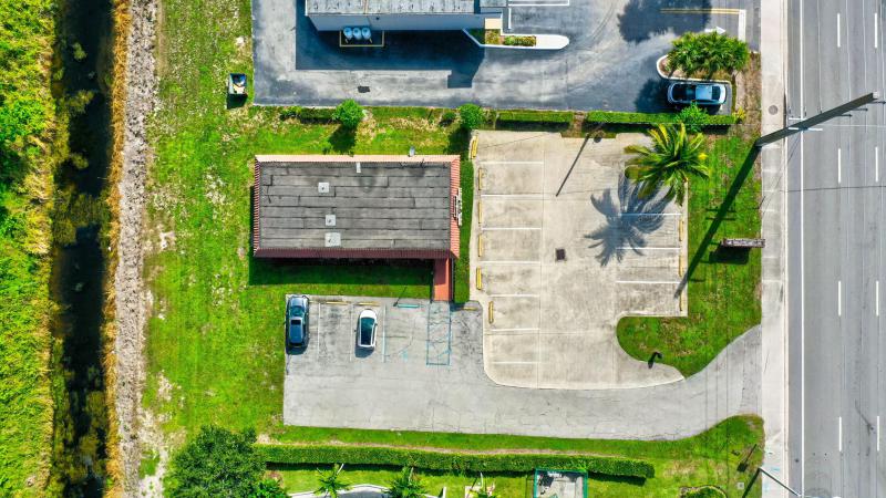  Commercial & Industrial Land Images 