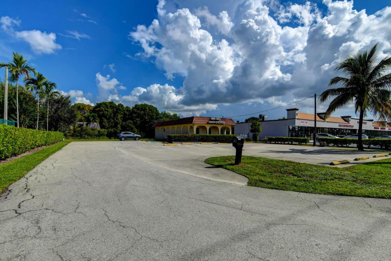  Commercial & Industrial Land Images 