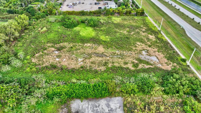  Commercial & Industrial Land Images 
