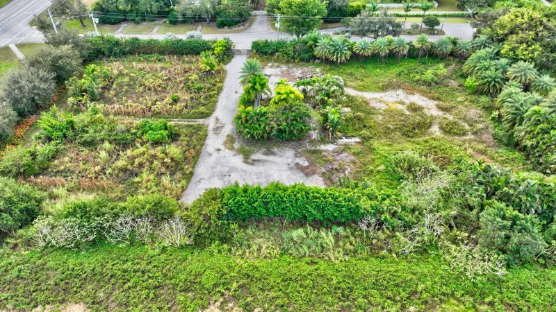  Commercial & Industrial Land Images 