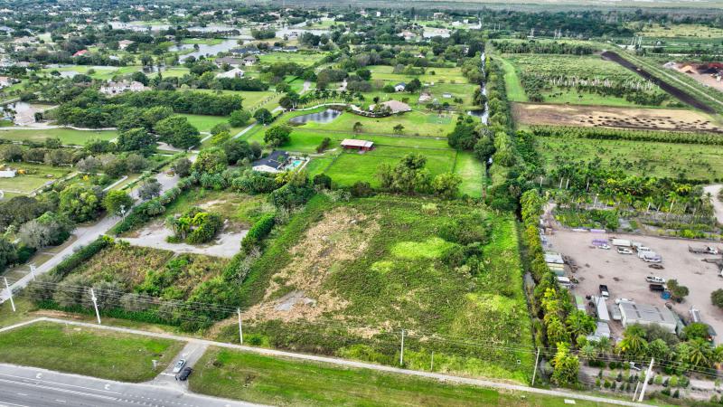  Commercial & Industrial Land Images 