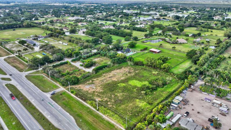  Commercial & Industrial Land Images 