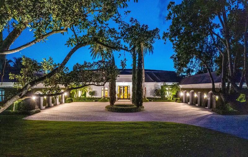  Single Family Homes Photo 100:  Jupiter Island,  FL 33455