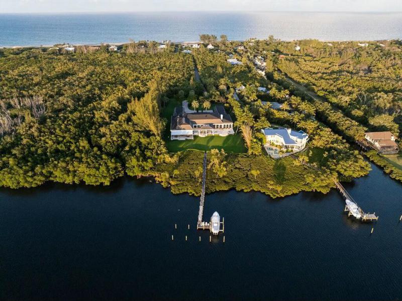  Single Family Homes Photo 12:  Jupiter Island,  FL 33455